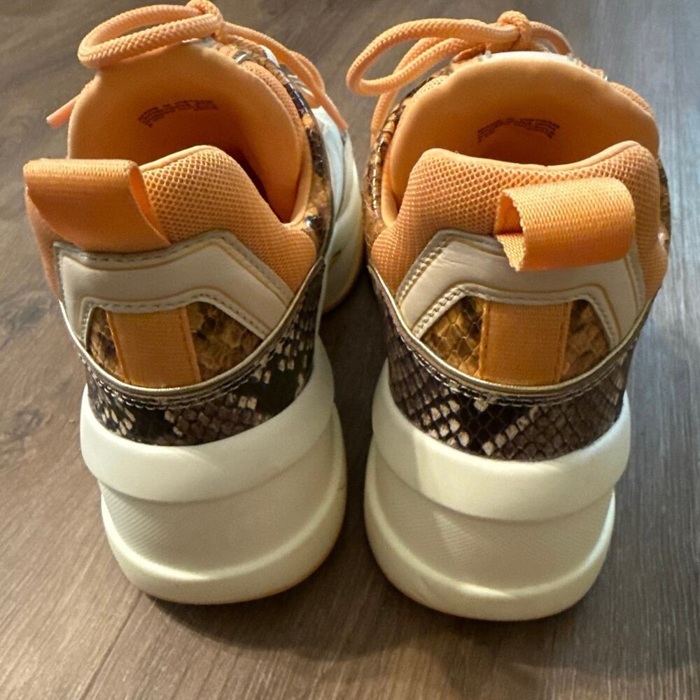 Michael Kors Olympia Canvas Snake Embossed Leather Trainer Sneaker Size 8.5 Shoe - Picture 2 of 12